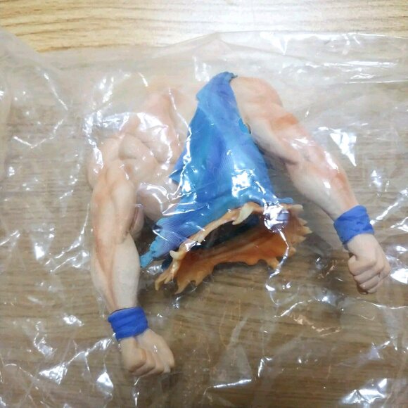 NEW Dragon Ball Z adidas Originals Battle Damaged Goku 12" Figure DBZ Anime - Picture 9 of 14